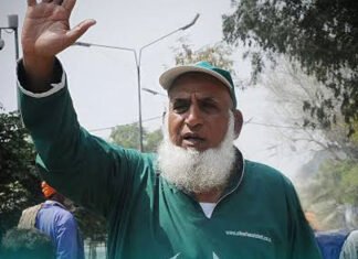 PCB pays tribute to retiring cricket icon Chacha Cricket