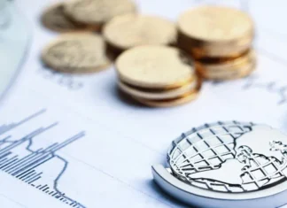 Bitcoin Holds Above $62K Amid Economic Data, Tax Rules, and Capital Flows