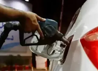 Govt cuts petrol price by Rs3.19, slashes high-speed diesel by Rs1.50