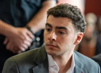 Luigi Mangione admits killing insurance CEO in federal guilty plea