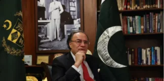 Pakistan seeks larger China swap line, awaits US financing decision