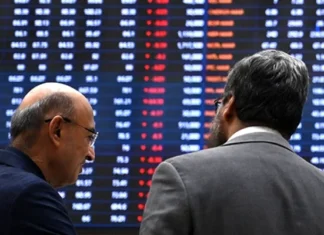 PSX plunges nearly 1,000 points as Middle East conflict rattles investors