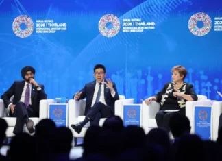 IMF Warns of Global Economic Risks from AI Market Correction, War and Debt